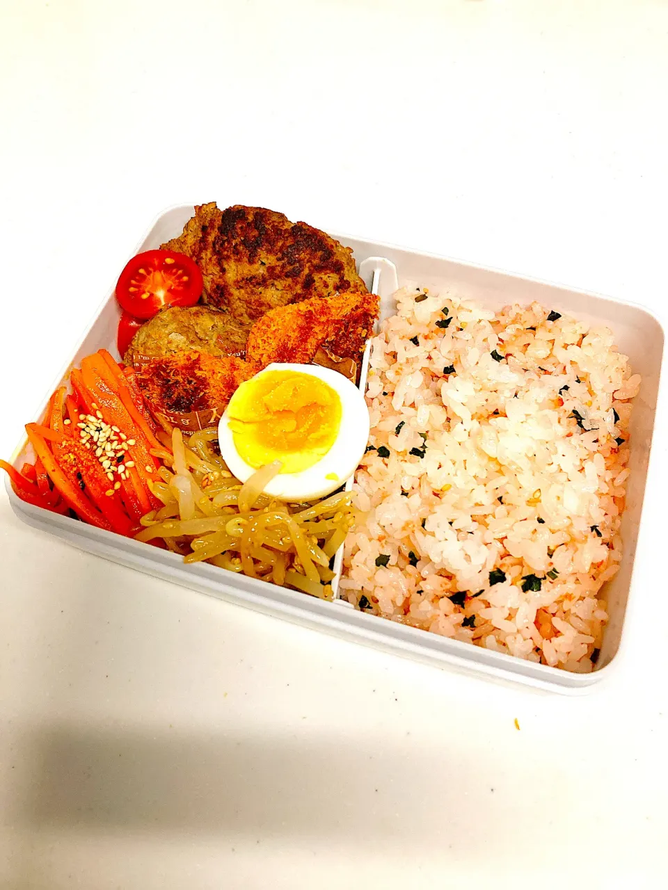 ハンバーグ、ミニアジフライ弁当|obento☻m☻さん