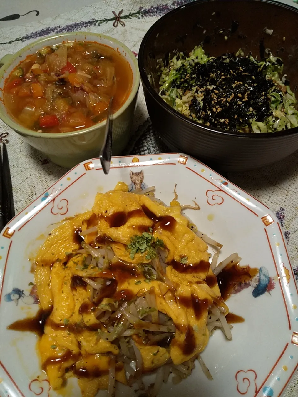 今日の晩御飯
※もやしと玉子だけとん平風
※キャベツと納豆和え
※アレンジ燃焼スープ
※焼酎ハイボール|れあMIXさん