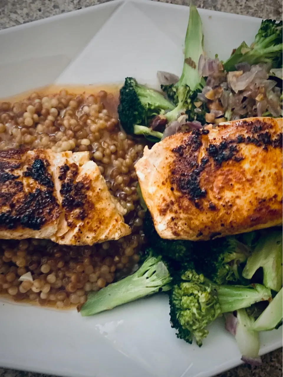 My Harissa Salmon with stir fry veggies and couscous yum!😉|Jen Marさん