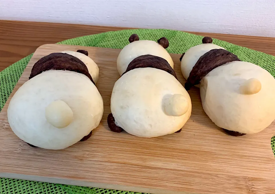 🐼パン・パンダ🐼　白パンdeパンダパン|いちごさん