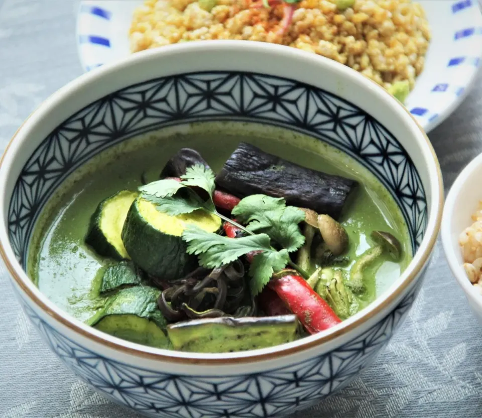 『自家製グリーンカレー』　#料理研究家指宿さゆり|【公式】料理研究家　指宿さゆり≫ｽﾀｼﾞｵ（ｽﾀｯﾌ運営）さん