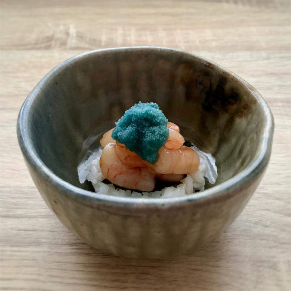 甘えび昆布締めの小鉢寿司