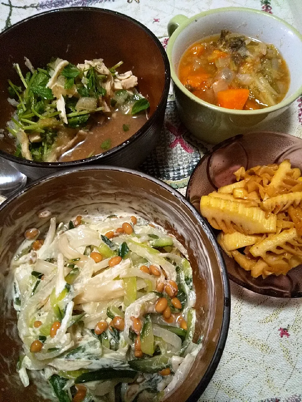 今日の晩御飯
※納豆サラダ 大根ときゅうり
※たけのこでメンマ風おつまみ
※燃焼スープ
※ささみと豆苗のおろしポン酢和え
※焼酎ハイボール|れあMIXさん