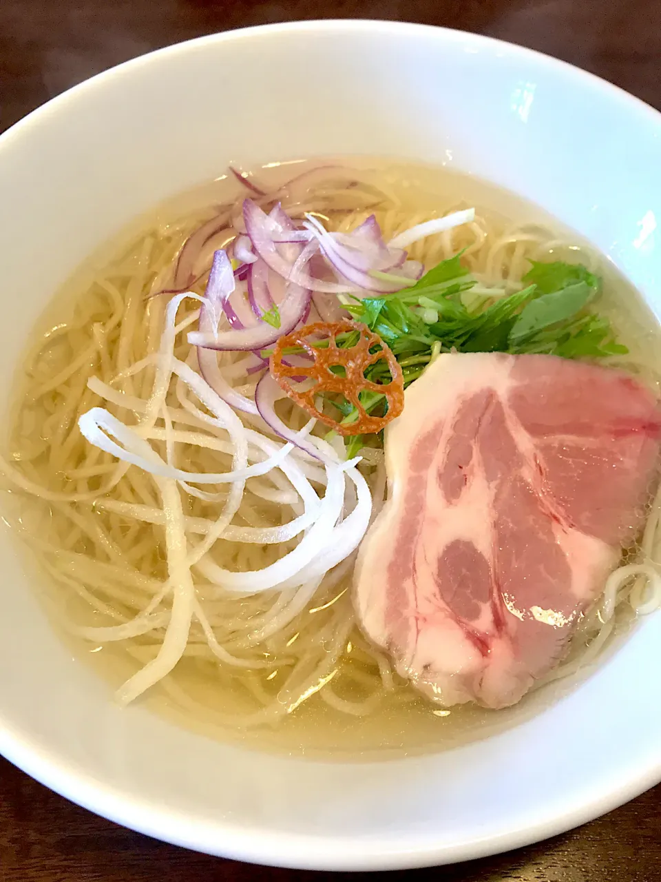 Snapdishの料理写真:塩ラーメン煮干汐|髙野泰朋さん