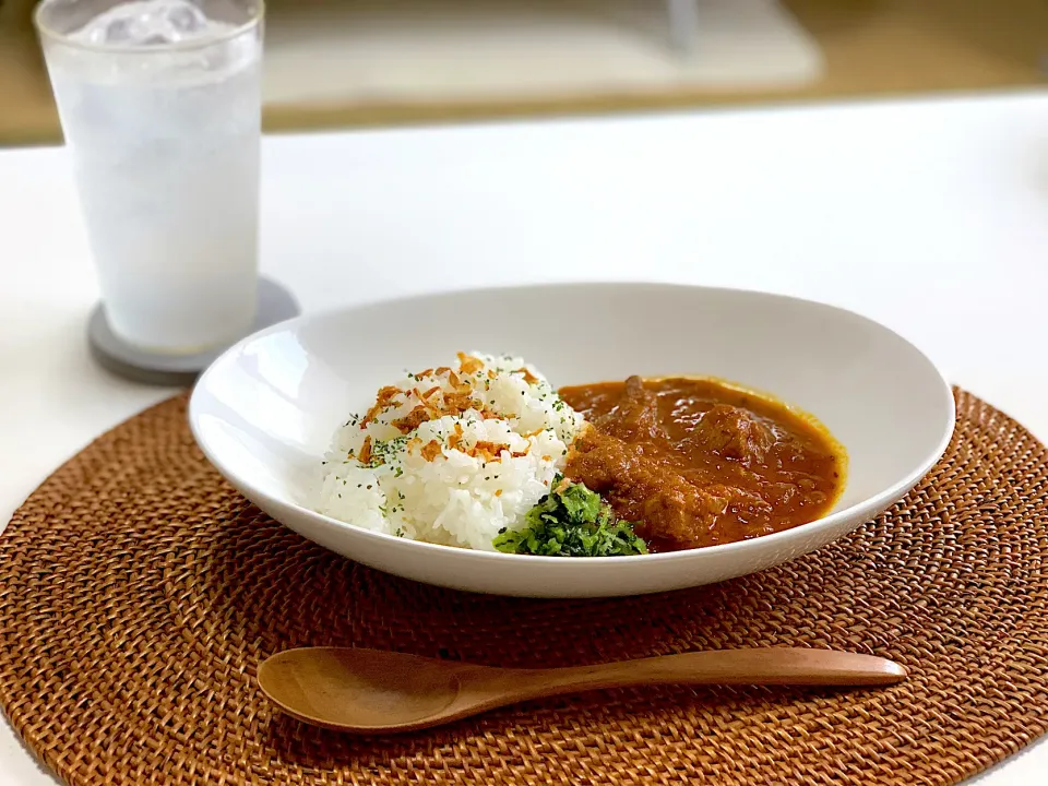 お昼は手作りチキンカレー。|yukiさん