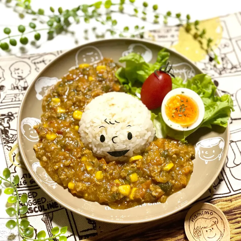 Snapdishの料理写真:チャーリーひょっこりデコカレー|namimoさん