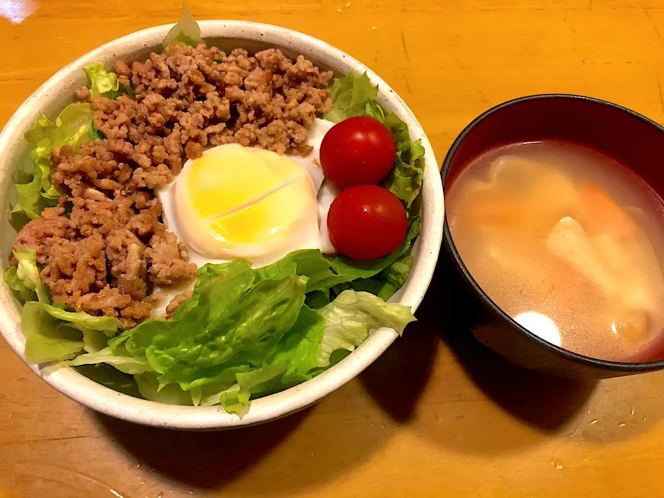 Snapdishの料理写真:我が家レタスでタコライス風丼|ゆっこっこさん