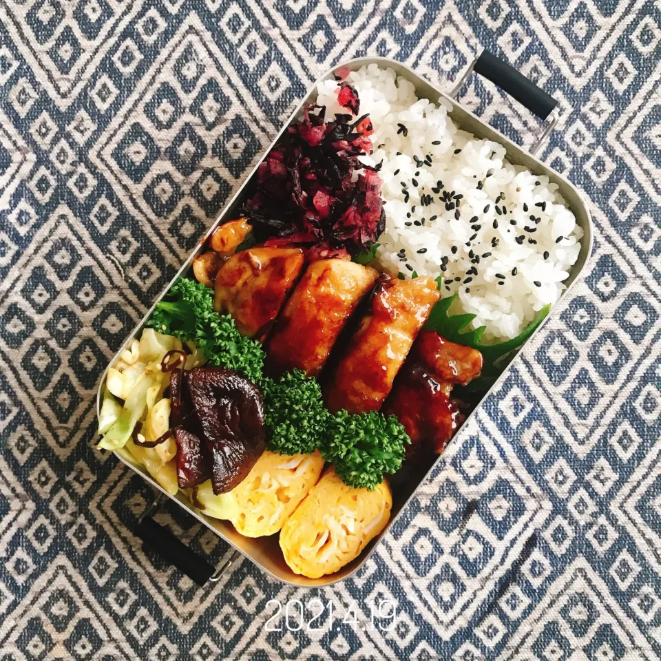 鳥もも照り焼き弁当🍗|はちこさん