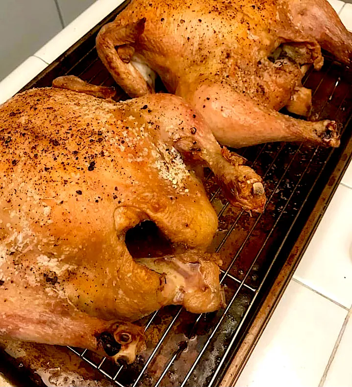 Snapdishの料理写真:Crispy Skin Roasted Chicken|gonbenさん