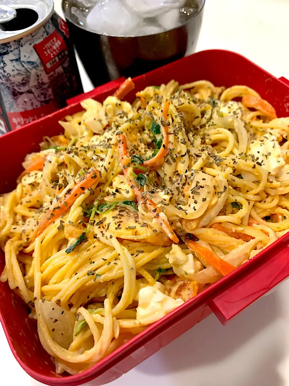 バズレシピのスパサラを真似て！！簡単でめっちゃ美味い😋🍻スパサラが主食になっちゃいました！|良太さん