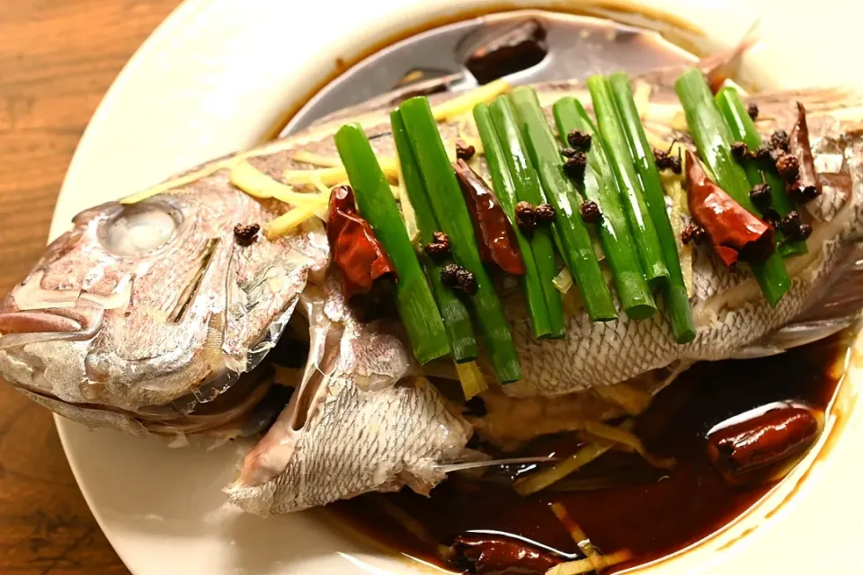 中華風真鯛の姿蒸し（清蒸鮮魚）|鯉太郎さん