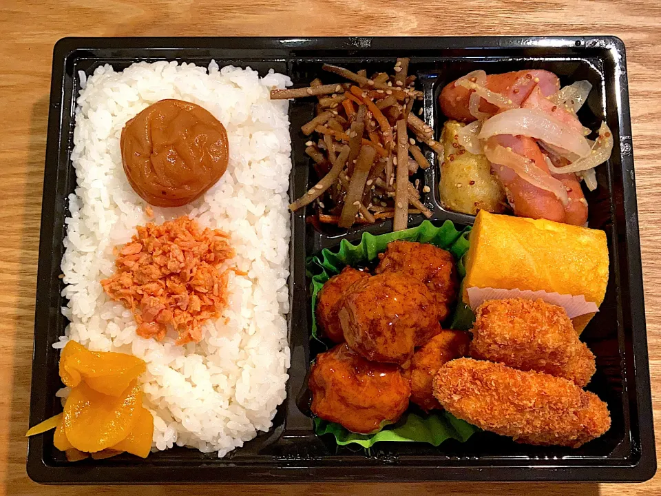 肉団子　ササミシソカツ　ジャーマンポテト　　　きんぴらごぼう弁当|あぐりさん