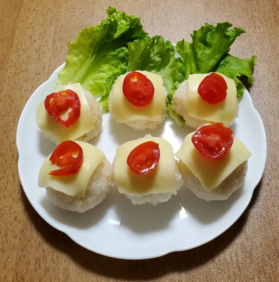 Snapdishの料理写真:チーズ手毬寿司|ナナさん