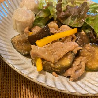 もこみち流 豚ひき肉とナスの味噌炒め丼 卵黄のせ まるちゃん Snapdish スナップディッシュ Id Mqudpa