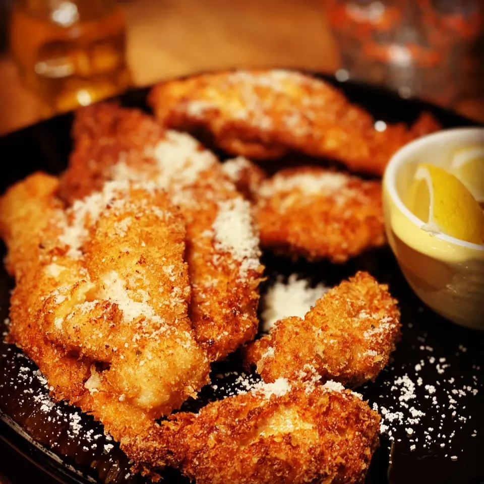 Today’s Dinner 
Chicken Breast breaded & flavored with Parmesan, Garlic and fried with a Fresh chicken & tomato Salsa Sauce , Sautéed Potatoes with Onions 
#ch|Emanuel Hayashiさん