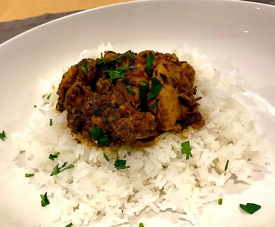 クミンと鶏胸肉のセミドライカレー「ジーラムルギー」|喰いしんぼう豚さん