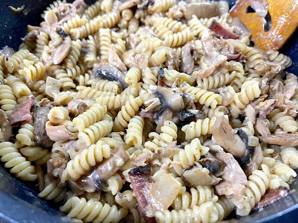 Cream pasta with turkey bacon|yeni kartikasariさん