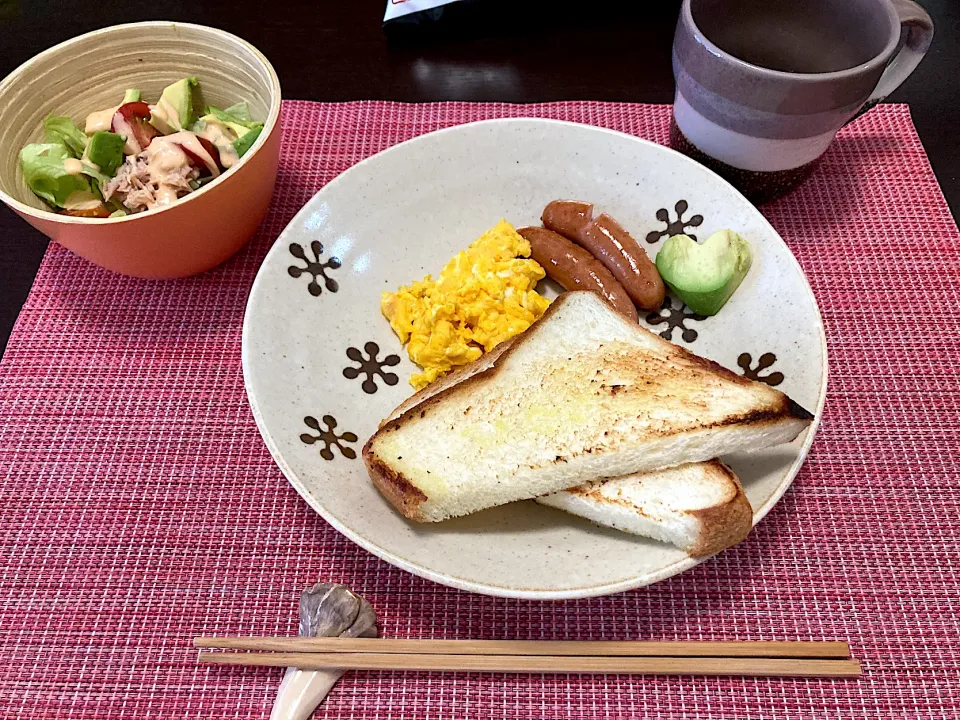 ある日の朝ごはん🍳|めいこさん