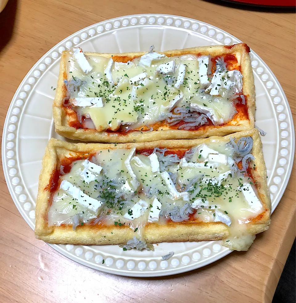 油揚げdeしらすブリーピザ🍕|ラブリー心愛さん