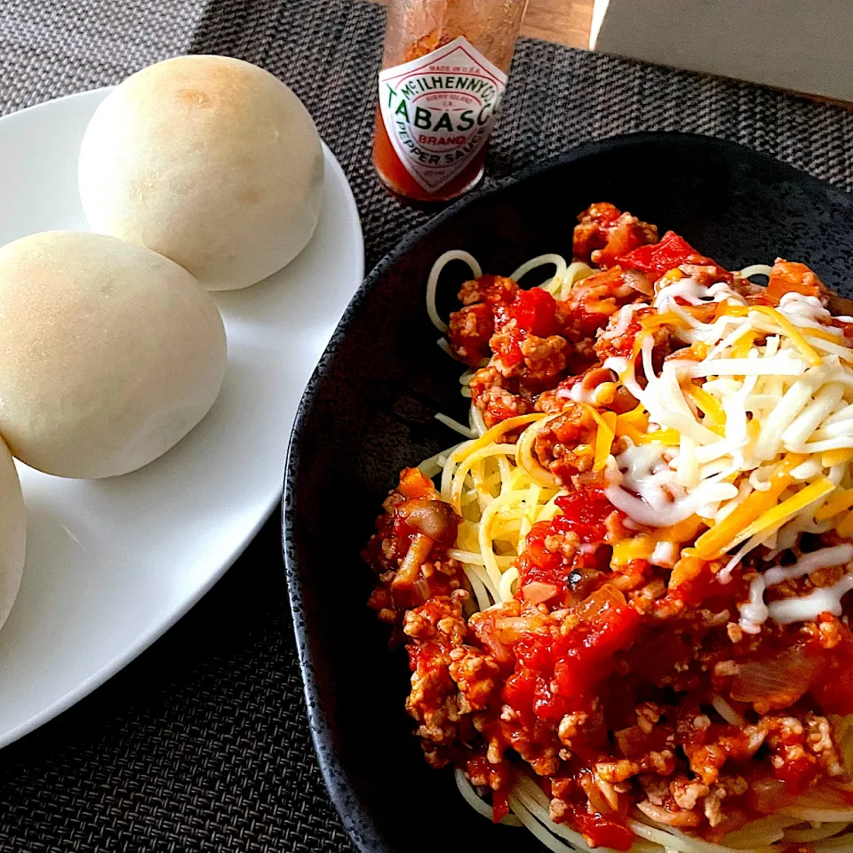 手ごねパン&ミートソースパスタ|ちいさん