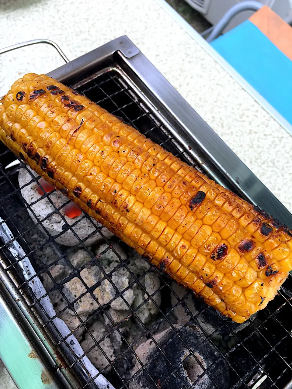 丹念に焼かれた トウモロコシ出汁醤油|まつださんさん