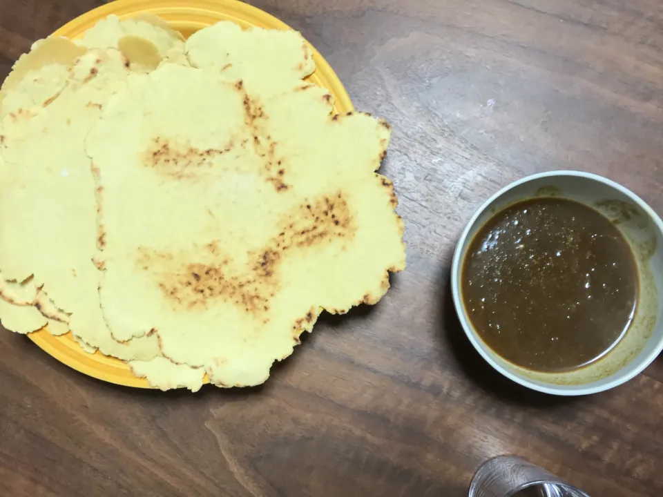 Snapdishの料理写真:大豆トルティーヤとカレー|hizen15さん