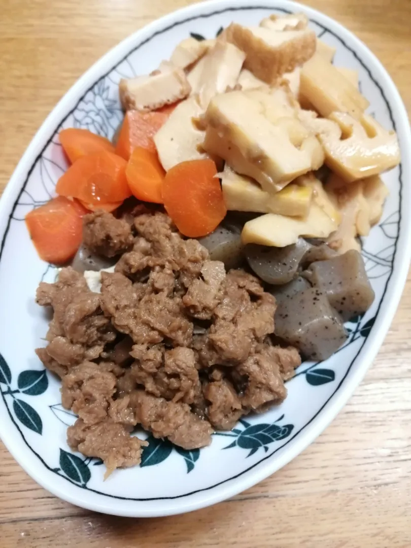 Snapdishの料理写真:タケノコと大豆のお肉|ゆずあんずさん