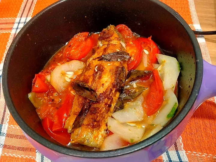 Fish, tomato & cucumber for Dinner|Harlina  (Malaysia)さん