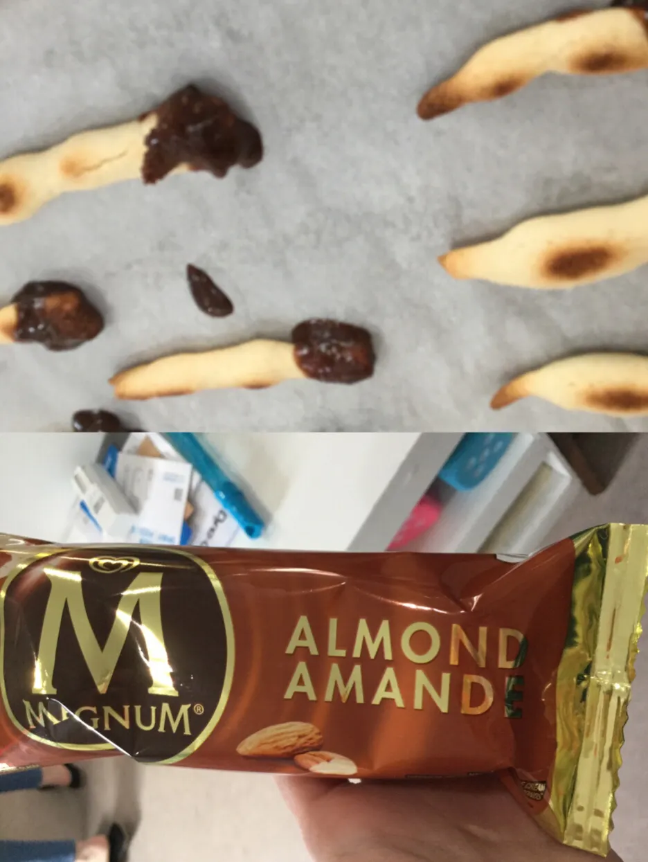 Snapdishの料理写真:Alisha GodsglamGirl Matthews's dish I'm Majorly Snacking Over Here 🍧🍫🍧Almond Magnum Ice Cream 🍧🍫🍧 #Snack/Teatime #Ice Cream #Dessert|ninja kittyさん