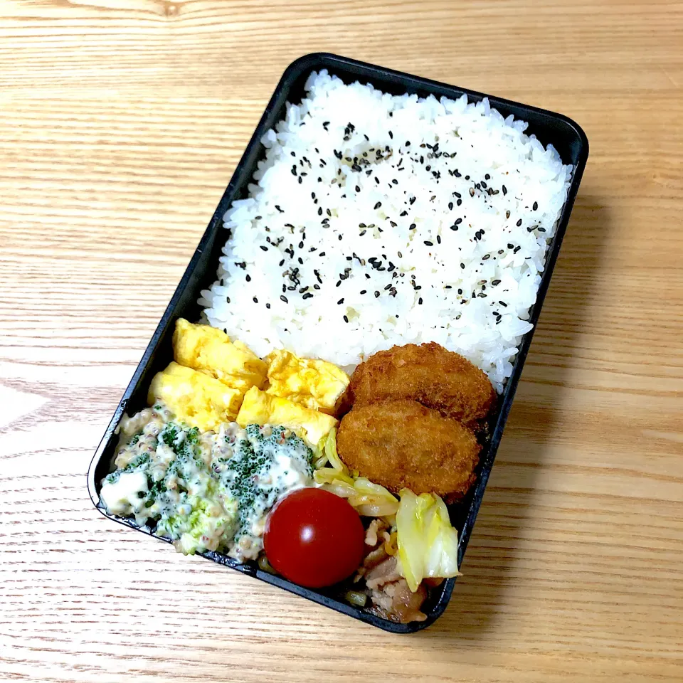 月曜日の旦那さんのお弁当🍙|むさけんさん