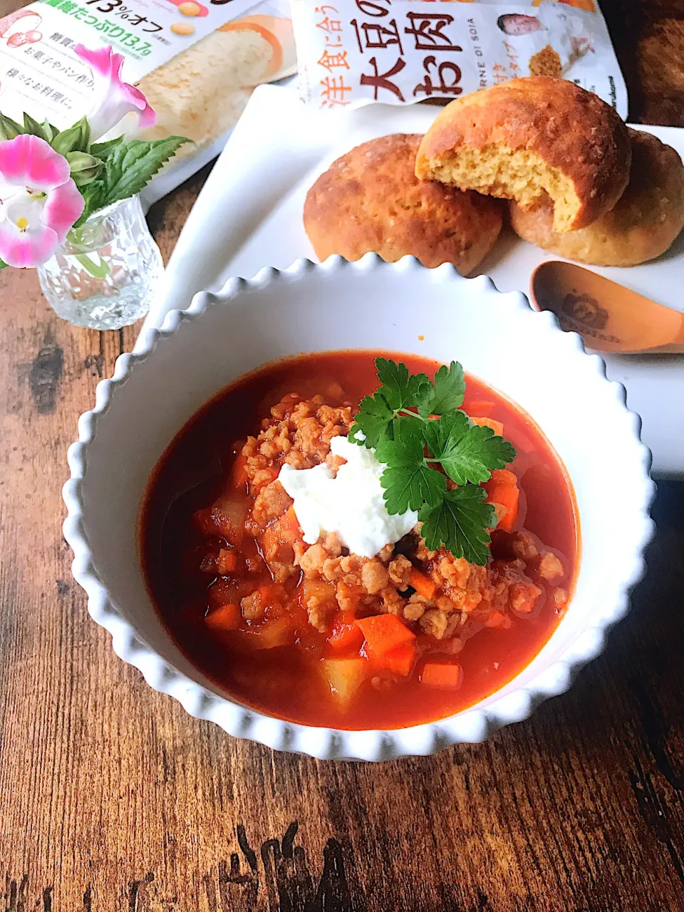 大豆のお肉でミネストローネ&大豆粉で味噌パンでギルトフリーの朝ごはん|とんちんさん