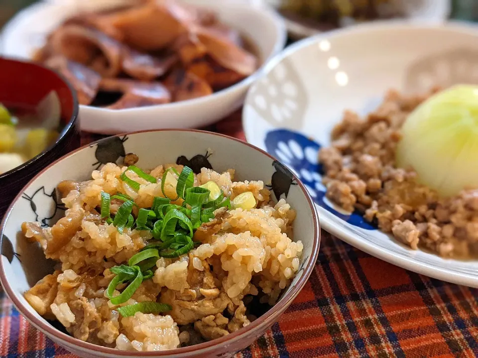 豚肉としめじと舞茸の炊き込みご飯☆*°|奈津美さん