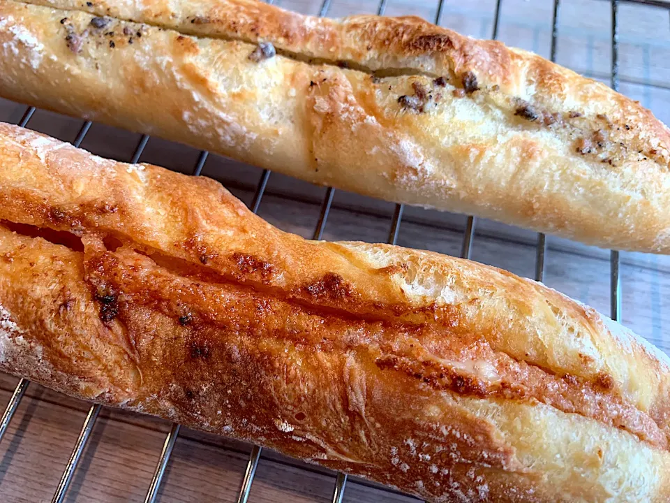 Snapdishの料理写真:🥖明太子フランス🥖アンチョビガーリック🥖|いちごさん