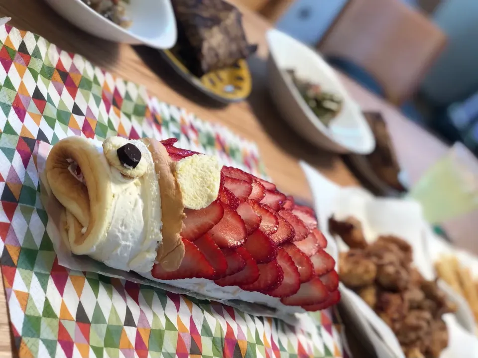 ロールケーキの鯉のぼり♡|まーちゃんさん