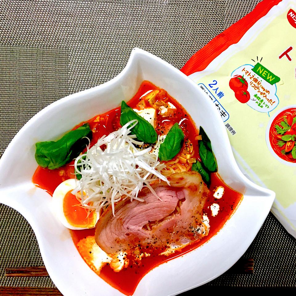 冷たいトマトのラーメン