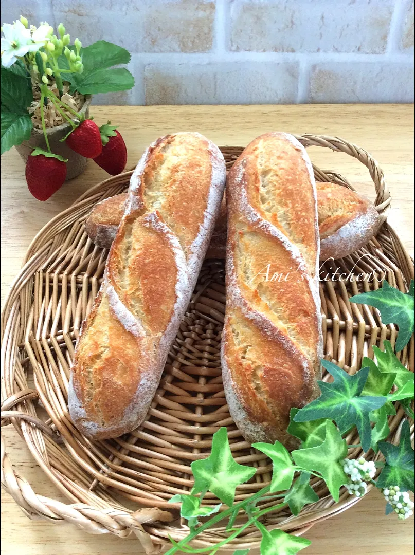 Snapdishの料理写真:ミニバゲット😅🥖|あみさん