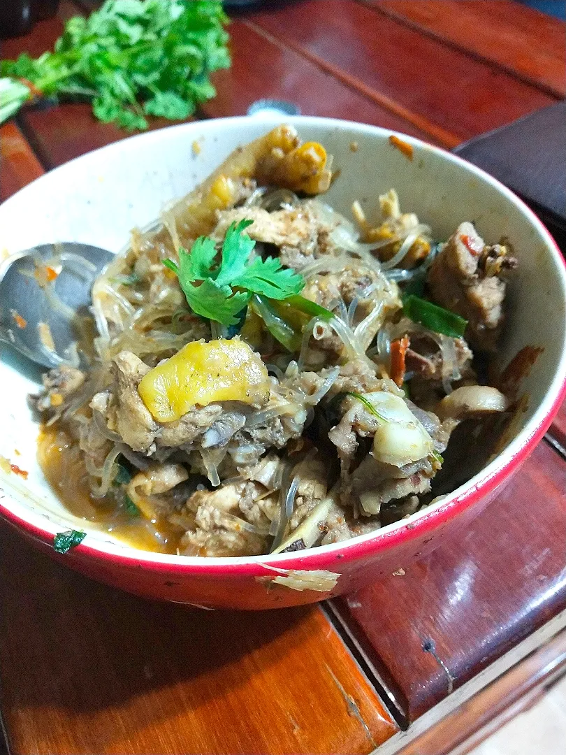 ขั้วไก่บ้านวุ้นเส้น|Chalermkit Buasamranさん