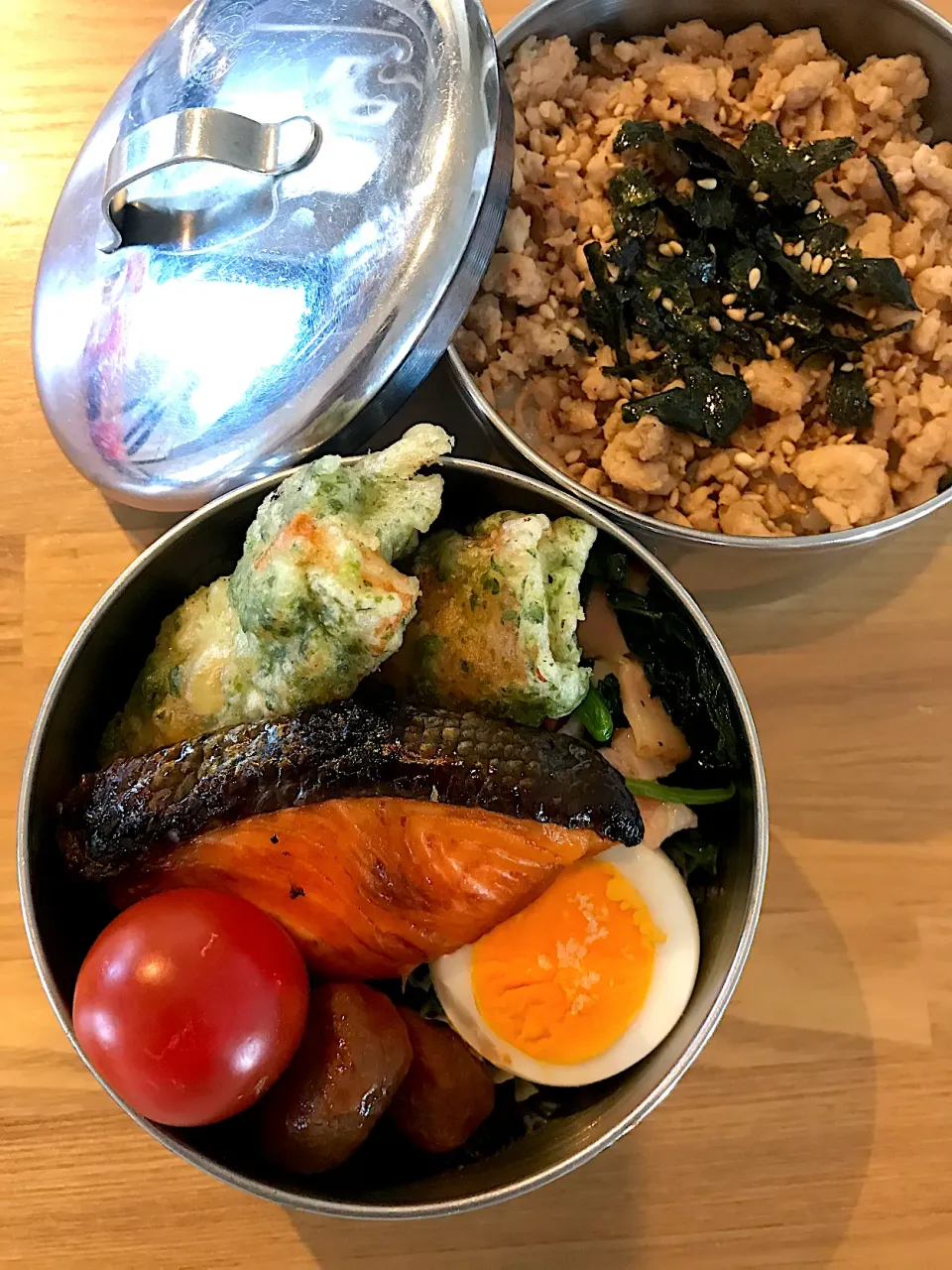 ちくわの磯辺揚げ、そぼろ丼弁当🍱|ちっくんさん