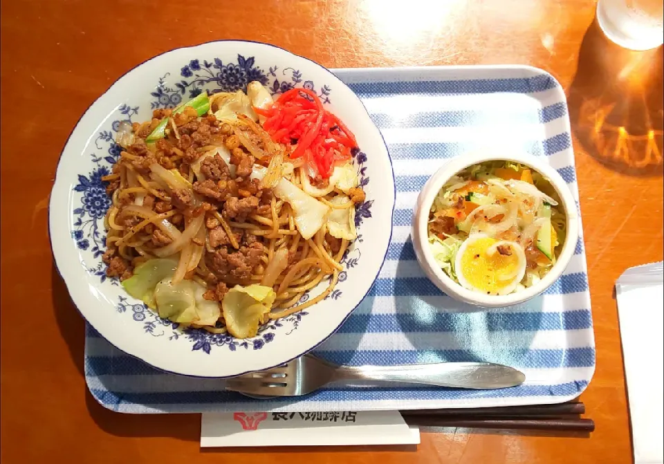 焼きそば風パスタ＠長八珈琲店|らすくさん