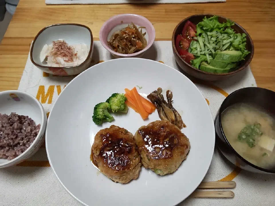 今夜はつくねバーグ|ペコちゃんさん