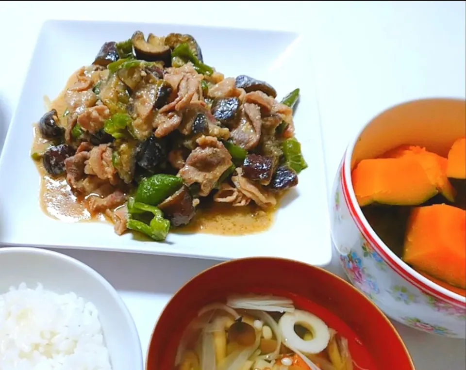 茄子とピーマンの味噌炒め|☘️みどり食堂さん