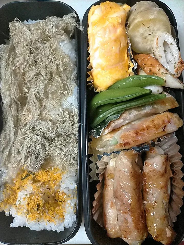 マキマキ弁当
★アスパラ肉巻き照り焼き
★野菜餃子の皮巻焼き
★ちくわノリ焼き
★蒸しさつまいも|芽亜里さん