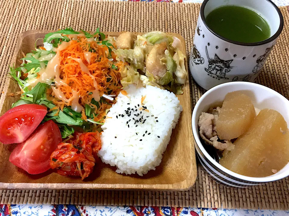 Snapdishの料理写真:手抜きランチ|みろろんさん