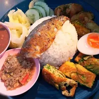 UFO.ชุดข้าวหน้าน้ำพริก|ร้านข้าวน้ำพริกU.F.Oさん