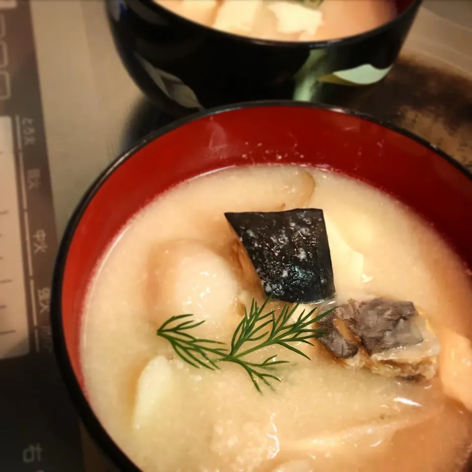 糀甘酒で作る三平汁🐟
（塩鮭の粕汁）|Yossarianさん