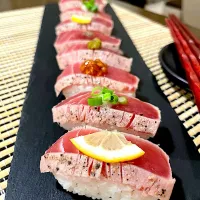 由美さんの料理 まぐろの炙りサラダ！からのお寿司🍣