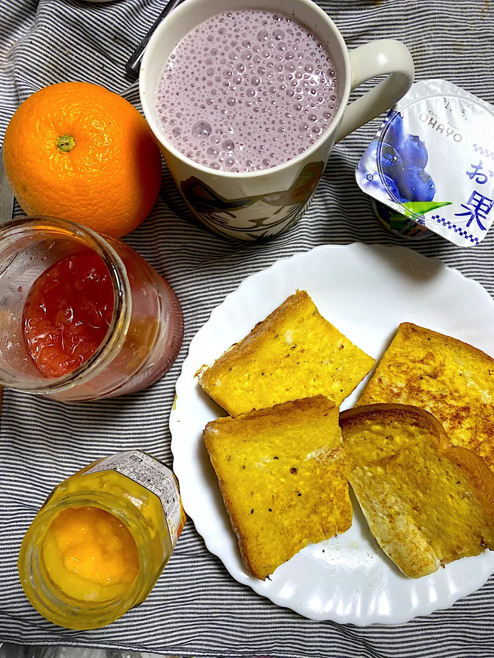 フレンチトーストの朝ごはん。|くのっちさん