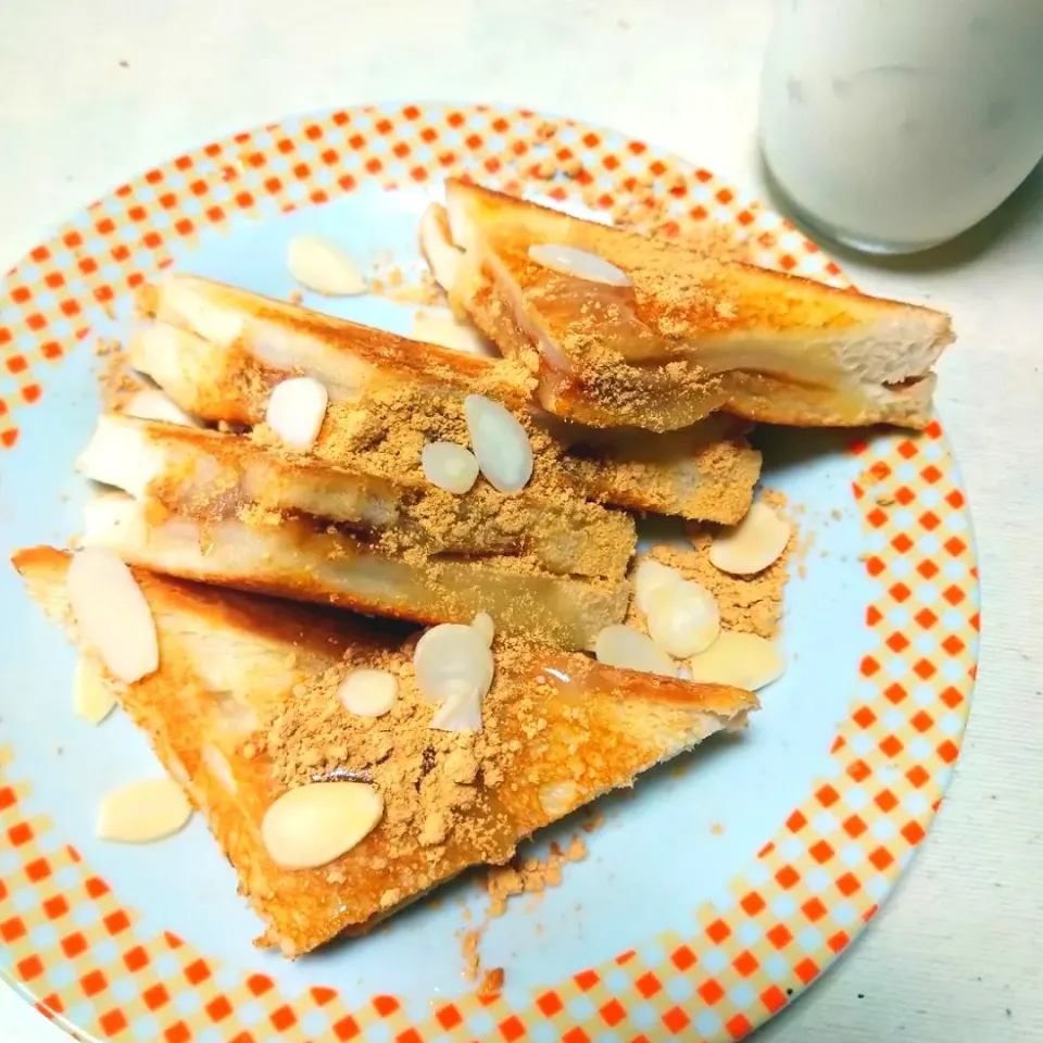 韓国風きな粉餅トースト🍞インジョルミトースト|うたかた。さん