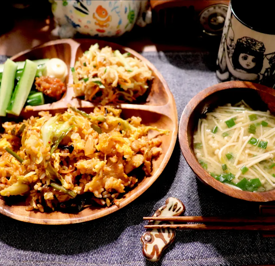 ・もろきゅう・切り干し大根のサラダ・キムチ炒飯・えのきのお味噌汁|まぁちゃんさん