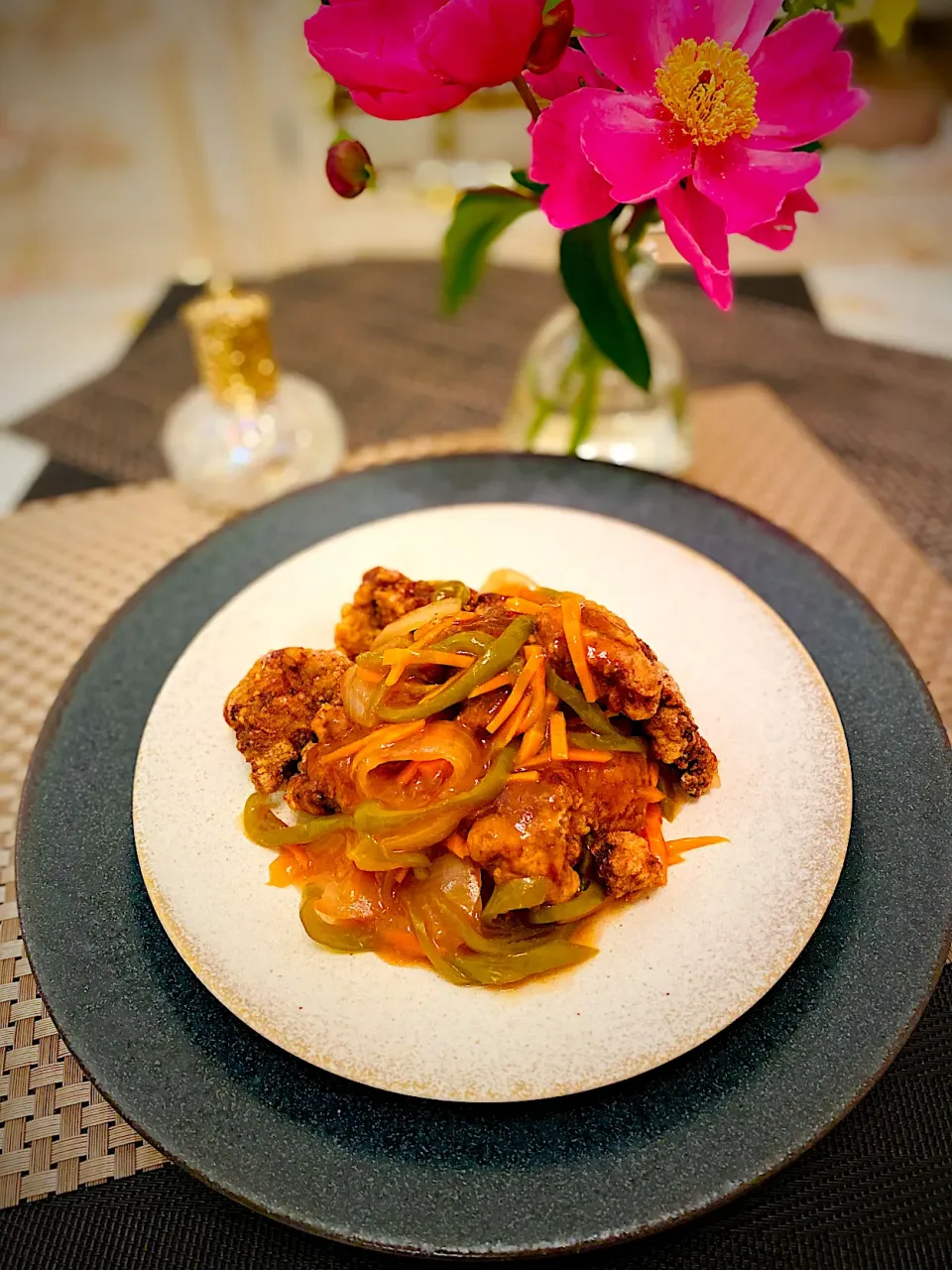 Snapdishの料理写真:鶏の唐揚げ❣️野菜多め甘酢餡|🐶dekochoro🐶さん